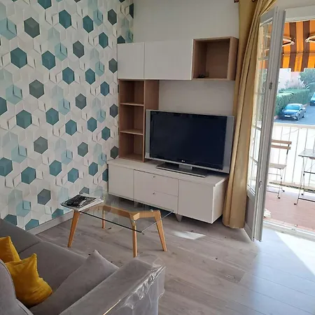 Appartement - Climatise, Wifi, Tennis, Piscine *
